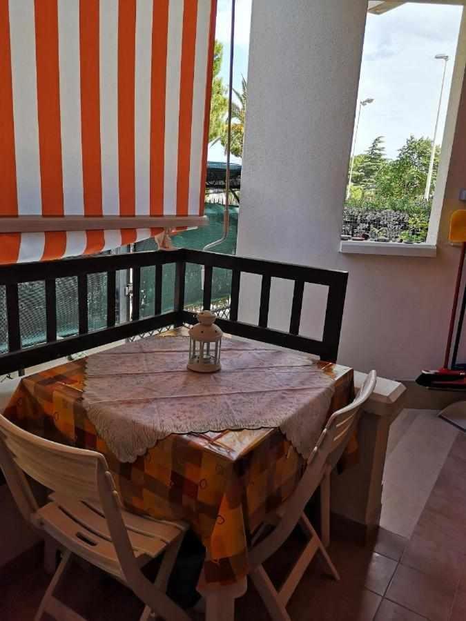 Locazione Turistica Fusillo Lorusso Con Parcheggio Privato In Loco Apartment Барлета Екстериор снимка
